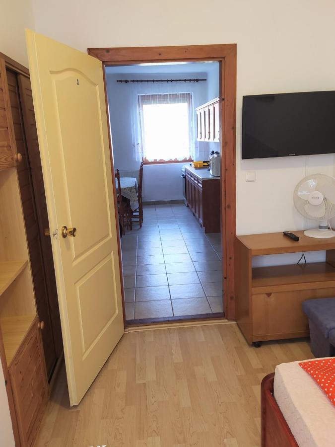 Anna Ilona Vendeghaz Hotell Badacsonytomaj Exteriör bild