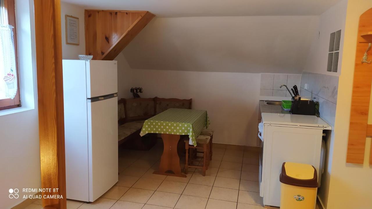 Anna Ilona Vendeghaz Hotell Badacsonytomaj Exteriör bild
