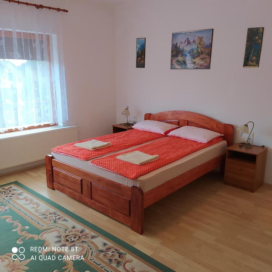 Anna Ilona Vendeghaz Hotell Badacsonytomaj Exteriör bild