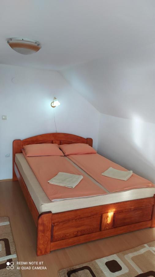 Anna Ilona Vendeghaz Hotell Badacsonytomaj Exteriör bild