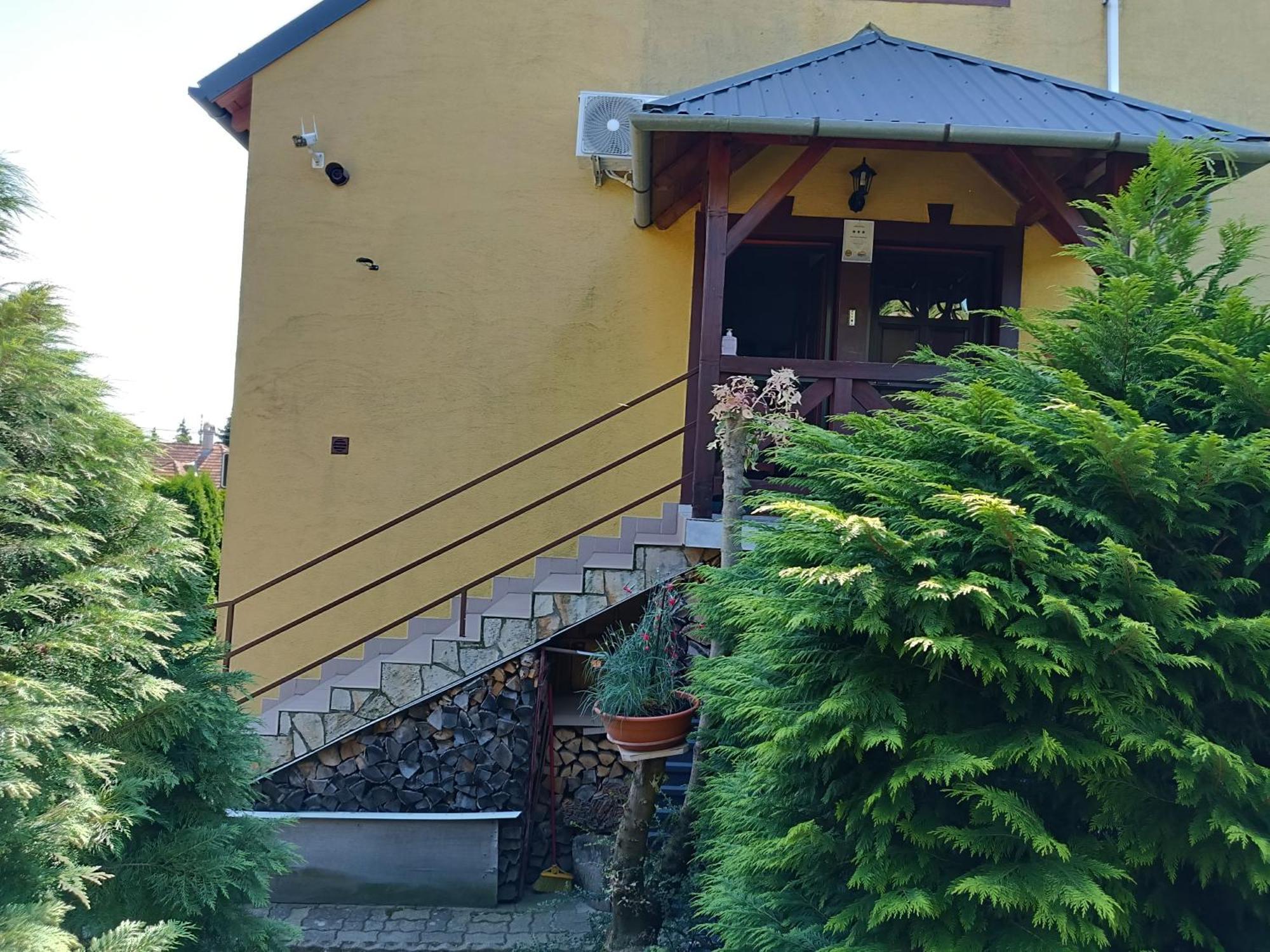 Anna Ilona Vendeghaz Hotell Badacsonytomaj Exteriör bild