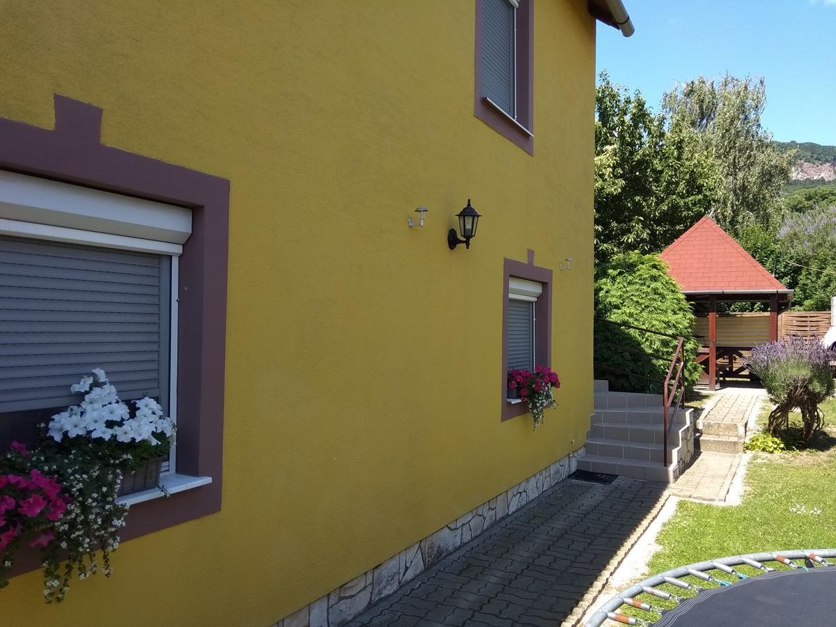 Anna Ilona Vendeghaz Hotell Badacsonytomaj Exteriör bild